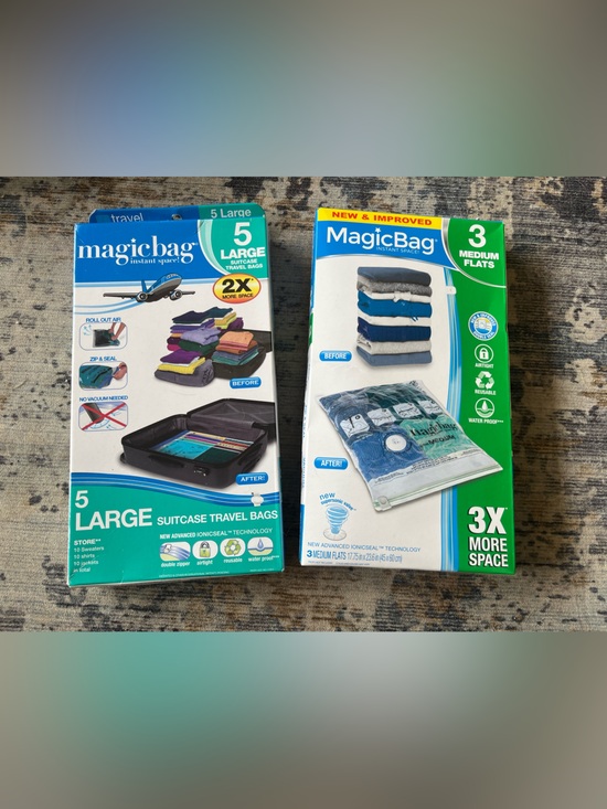 Other - MagicBag Vacuum Storage Bags - 5 Large + 3 Medium Packs (Blue/Green/White)